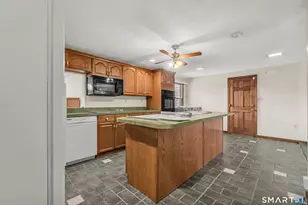 893 Church Hill Rd, Fairfield, CT 06825 - Photo 5