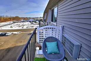 155 Short Beach Rd, Stratford, CT 06615 - Photo 27