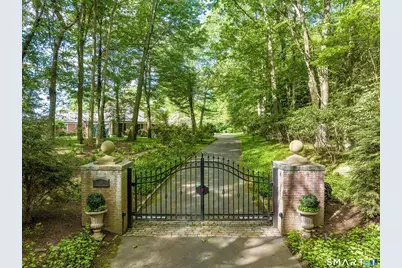 111 Parish Lane, New Canaan, CT 06840 - Photo 23