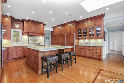 111 Parish Lane, New Canaan, CT 06840 - Photo 15