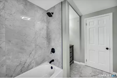 84 Raffia Road, Enfield, CT 06082 - Photo 9