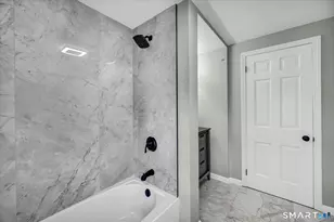 84 Raffia Rd, Enfield, CT 06082 - Photo 9