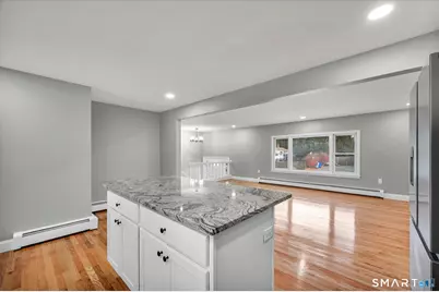 84 Raffia Road, Enfield, CT 06082 - Photo 5