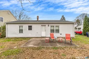 252 Bear Paw Rd, Bridgeport, CT 06606 - Photo 23