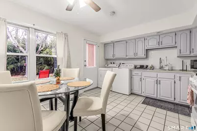 252 Bear Paw Road, Bridgeport, CT 06606 - Photo 5