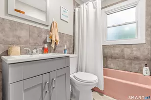 252 Bear Paw Rd, Bridgeport, CT 06606 - Photo 13