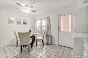 252 Bear Paw Rd, Bridgeport, CT 06606 - Photo 7