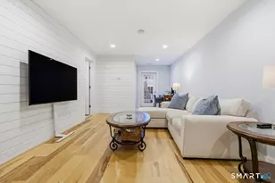 32-1/2 Village Rd, Milford, CT 06460 - Photo 3