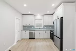 16 Lockwood Terrace, West Hartford, CT 06119 - Photo 13