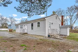 14 Denmore Ln, Old Saybrook, CT 06475 - Photo 5