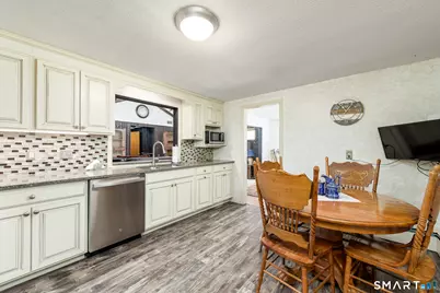 33 Ash Road, South Windsor, CT 06074 - Photo 11