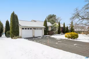 33 Ash Rd, South Windsor, CT 06074 - Photo 7