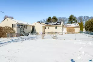 33 Ash Rd, South Windsor, CT 06074 - Photo 5