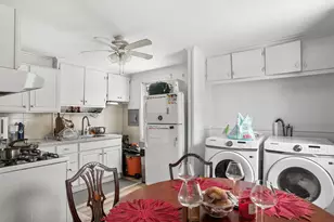 1 Garden Dr, Fairfield, CT 06825 - Photo 27