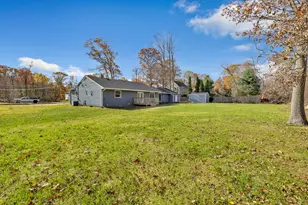 159 Tom Swamp Rd, Hamden, CT 06518 - Photo 35