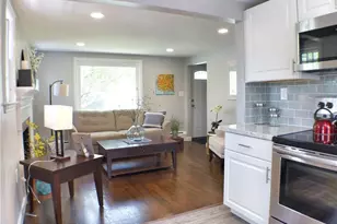 70 Whitney Rd, Manchester, CT 06040 - Photo 7