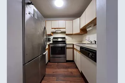 35 Ruth Street #APT 66, Bristol, CT 06010 - Photo 5