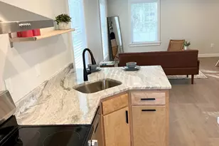 179 Butternut St, Middletown, CT 06457 - Photo 3