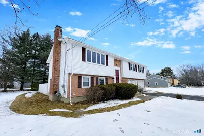 5 Candlewood Drive, Bloomfield, CT 06002 - Photo 3