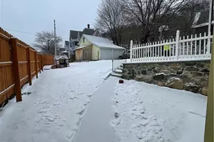 108 Oak St, Naugatuck, CT 06770 - Photo 13