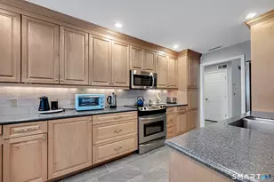 859 Heritage Vlg, Southbury, CT 06488 - Photo 5