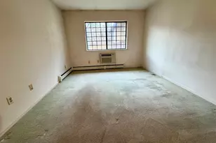 125 Warner Hill Rd, Stratford, CT 06614 - Photo 7