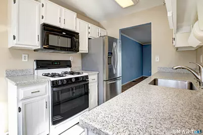 47 Carriage Drive #47, Milford, CT 06460 - Photo 9