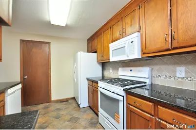 83 Oak Forest Drive #8-3, Manchester, CT 06040 - Photo 17