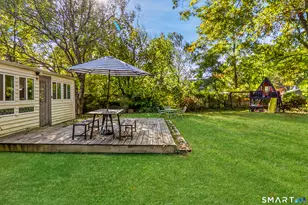 130 Wainwright Pl, Stratford, CT 06614 - Photo 29