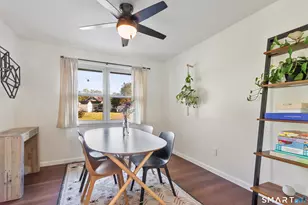 130 Wainwright Pl, Stratford, CT 06614 - Photo 9