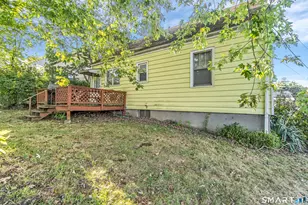 339 Goldenrod Ave, Bridgeport, CT 06606 - Photo 29