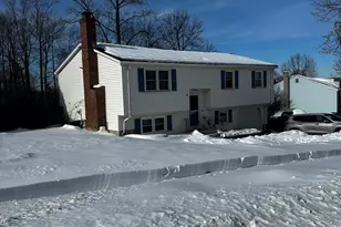 63 Spice Hill Dr, Meriden, CT 06451 - Photo 3