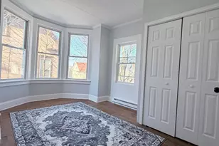 81 Myrtle St, Meriden, CT 06450 - Photo 17