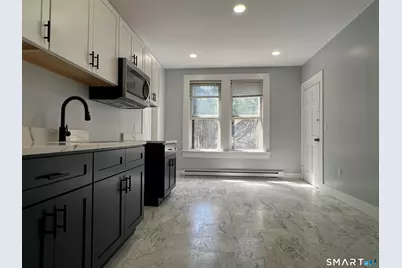 81 Myrtle Street, Meriden, CT 06450 - Photo 15