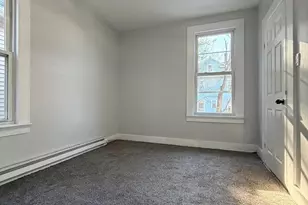 81 Myrtle St, Meriden, CT 06450 - Photo 19