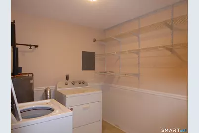 140 Thompson Street #APT 2B, East Haven, CT 06513 - Photo 17