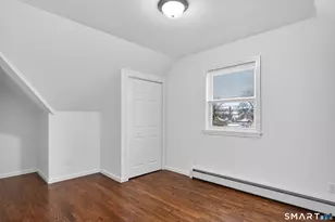 144 Cottage St, Bridgeport, CT 06605 - Photo 5