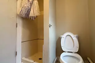 151 Fitch St, New Haven, CT 06515 - Photo 7