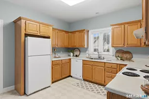 2 Cherry Hill Ct, Farmington, CT 06032 - Photo 11