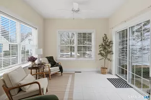 2 Cherry Hill Ct, Farmington, CT 06032 - Photo 5