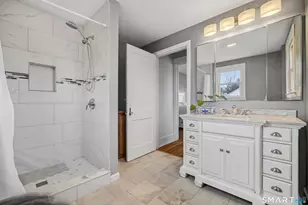 223 Ledyard St, New London, CT 06320 - Photo 31