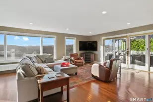 17 Meadow Ln, New Milford, CT 06776 - Photo 9