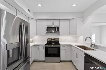 2590 Gold Star Highway #APT 103, Groton, CT 06355 - Photo 3