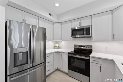 2590 Gold Star Highway #APT 103, Groton, CT 06355 - Photo 7