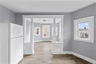 33 Albert Pl, Waterbury, CT 06702 - Photo 3