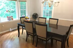 19 Village View Ln, Farmington, CT 06085 - Photo 5