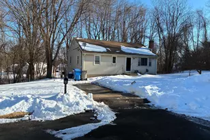 24 Macarthur Ct, Bristol, CT 06010 - Photo 1