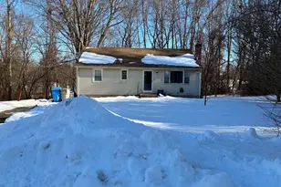 24 Macarthur Ct, Bristol, CT 06010 - Photo 3