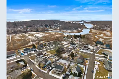 3 Sunnieside Drive, East Lyme, CT 06357 - Photo 7