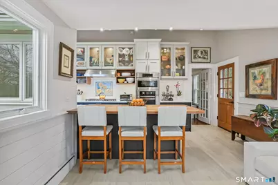 98 Comstock Hill Avenue, Norwalk, CT 06850 - Photo 19